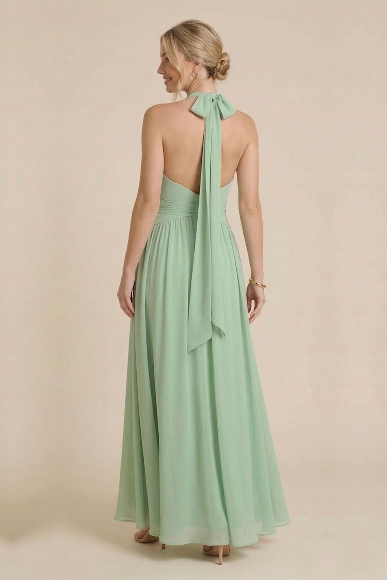 Sage Green Halter V-Neck Chiffon Bridesmaid Maxi Dress Floor Length Formal Gown Sage Green Halter V-Neck Chiffon Bridesmaid Maxi Dress Floor Length Formal Gown