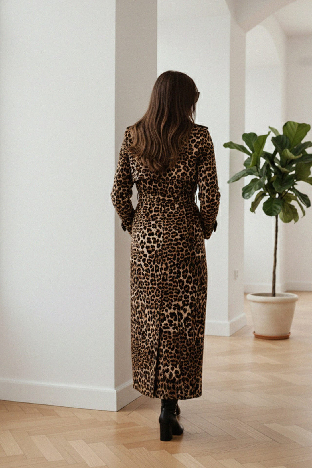 Shahida Parides,
refined tailoring,
effortless elegance,
transitional statement piece,