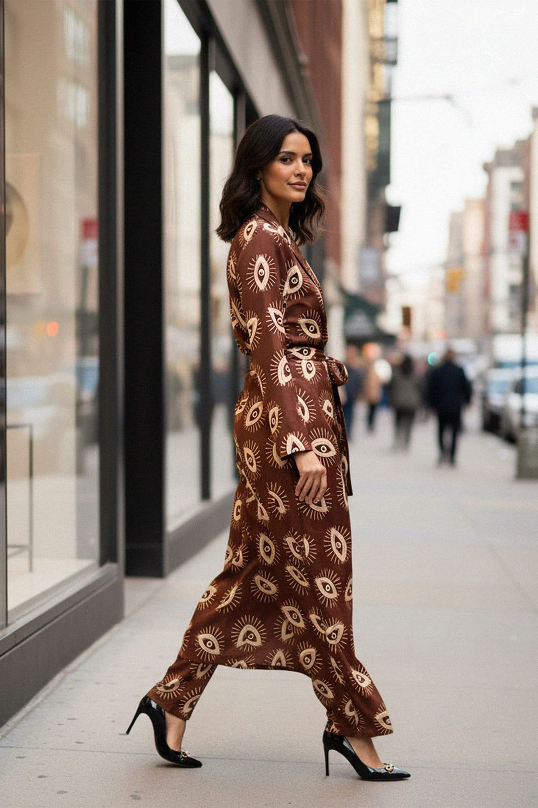 Comfortable evil eye print midi wrap dress for casual occasions, Shahida
3 of 6,