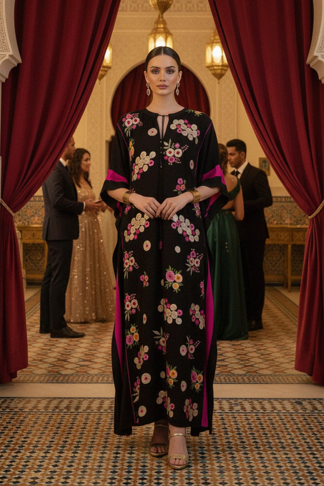 Designer kaftans for evening wear,
Luxury kaftans for special occasions,
Handmade couture kaftans,
Shahida,