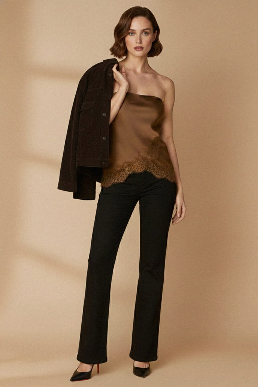 Romantic Lace Top,
Feminine Lace Shirt,
Lace Top for Special Occasions,
N ea Pari,