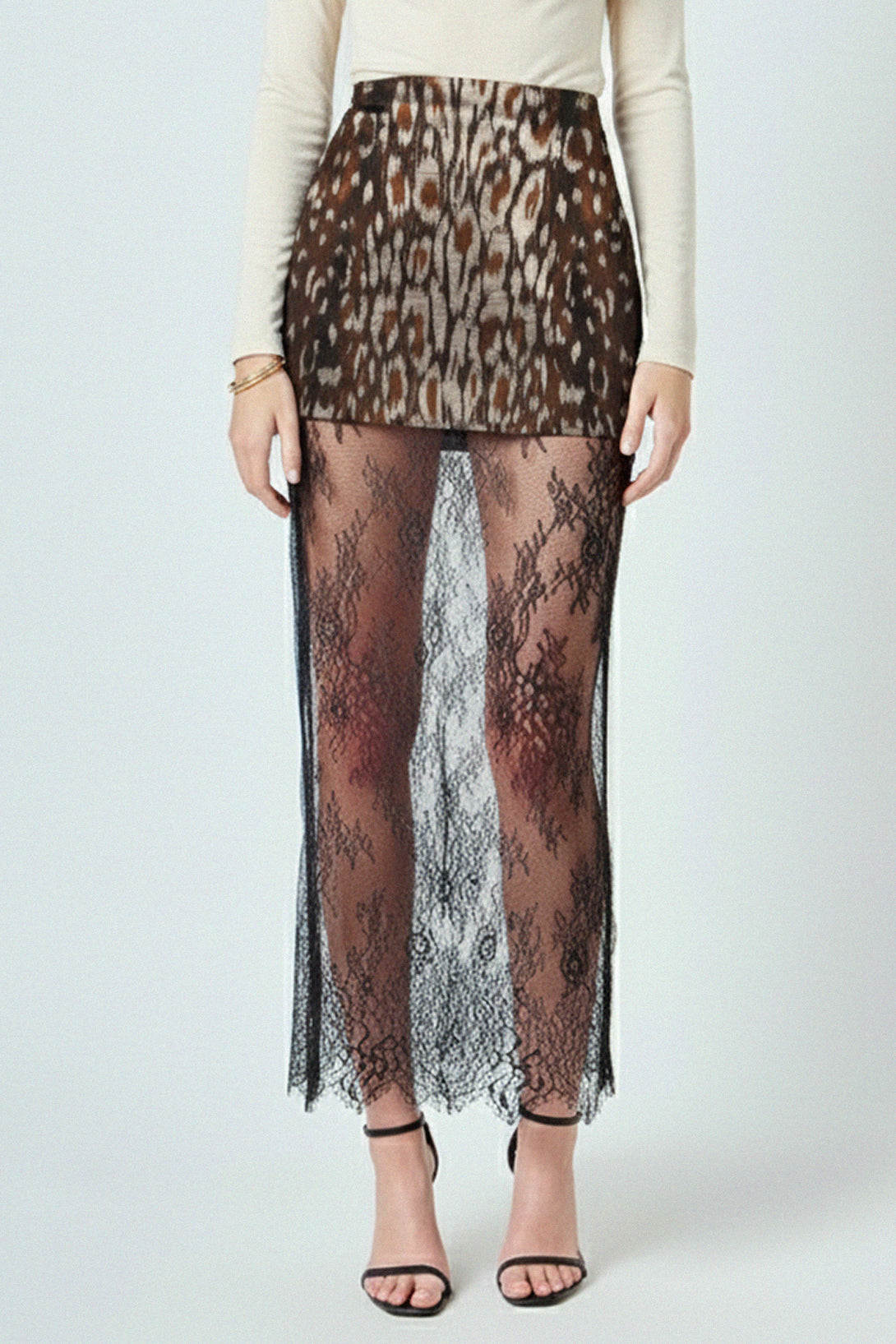 Shahida, what to wear with a lace trim maxi skirt, elegant lace maxi skirt outfit ideas,