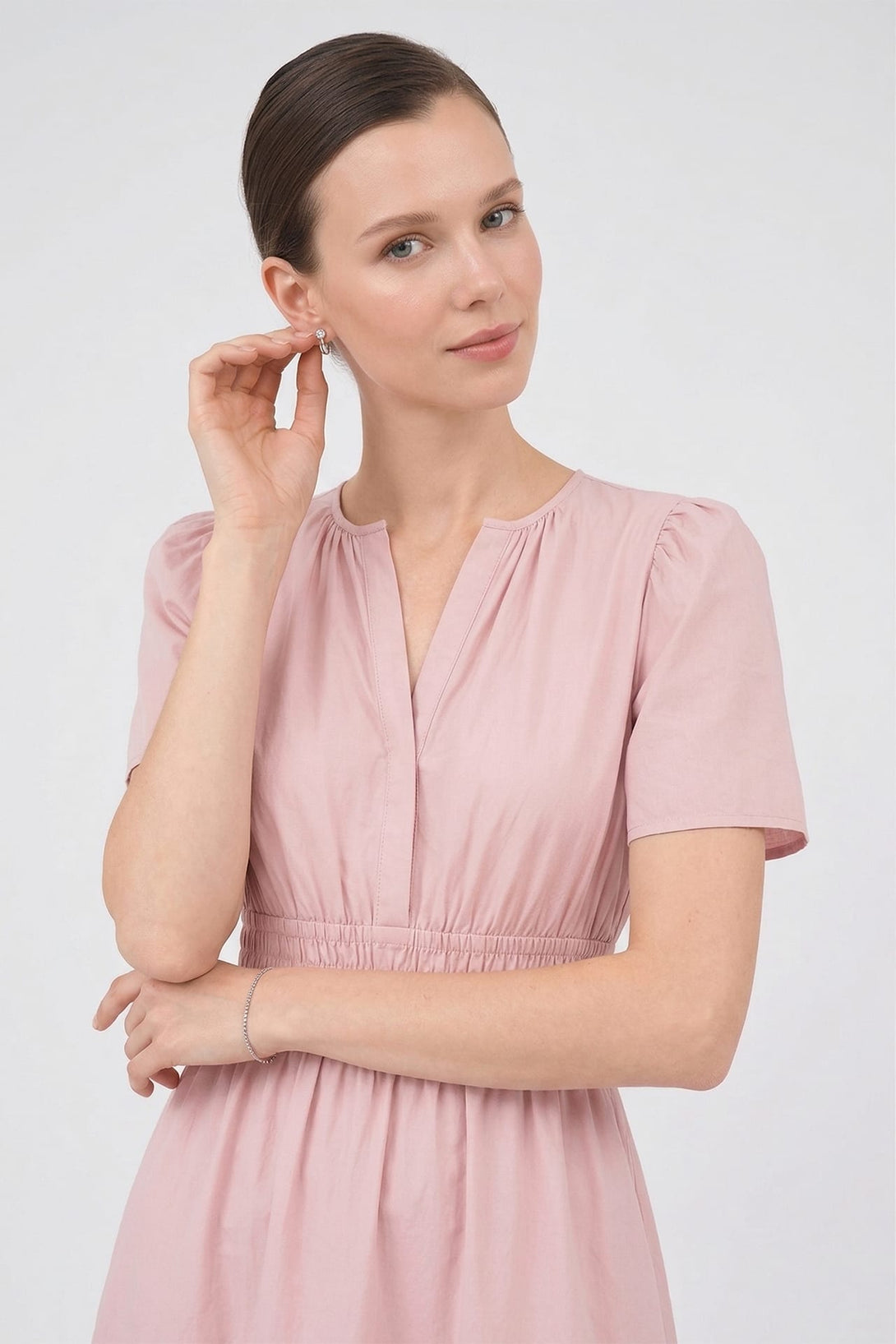 pink midi day dress Pink Floral Print Midi Dress With Sweetheart Neckline