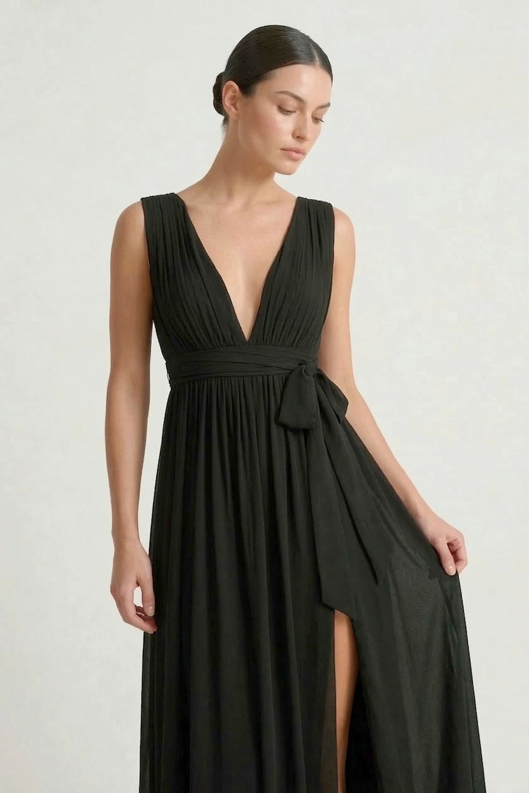 S / With Slit Black Heaven V-Neck Bridesmaid Dress Elegant Formal Maxi Gown S / With Slit Black Heaven V-Neck Bridesmaid Dress Elegant Formal Maxi Gown