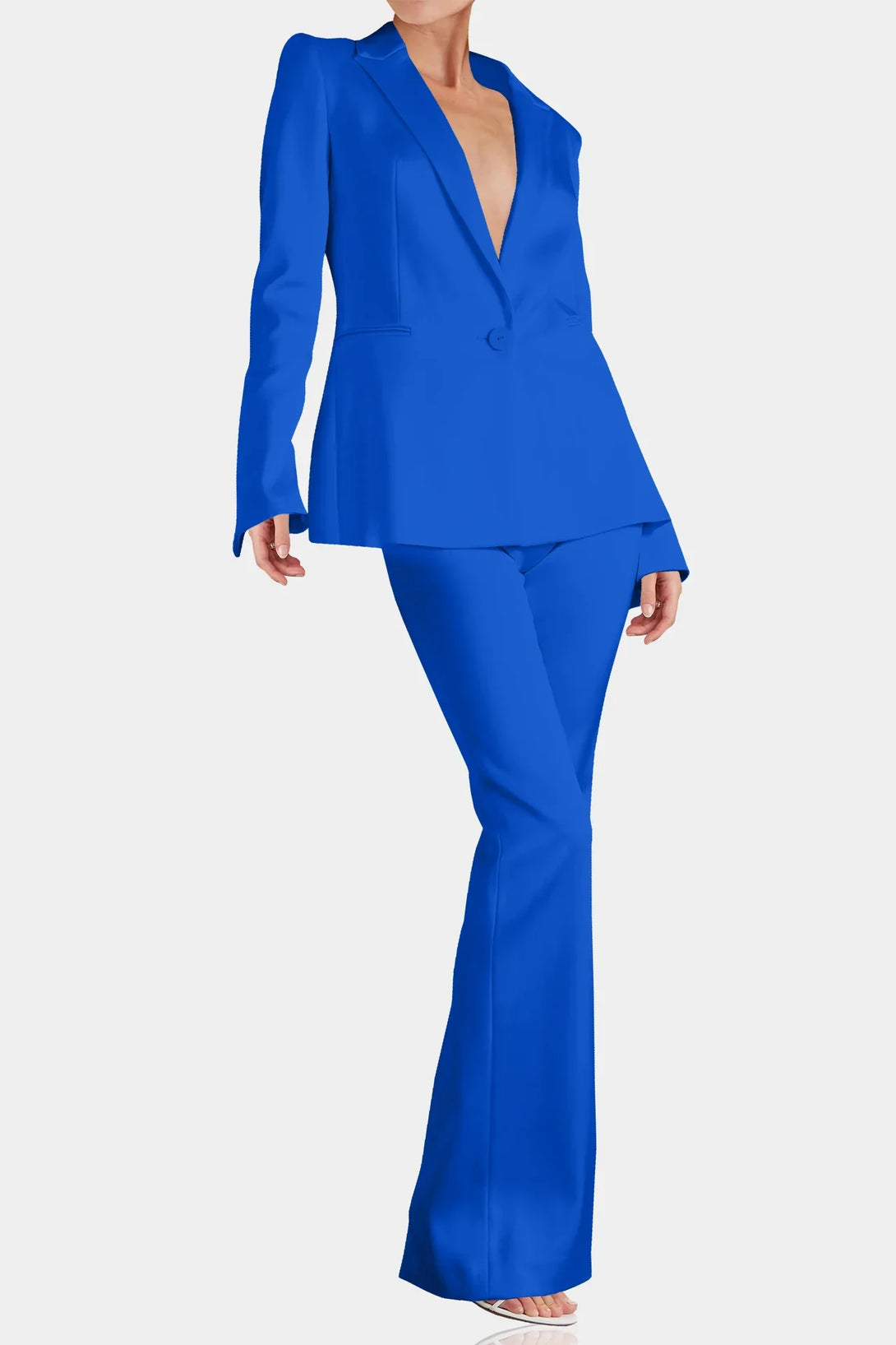 Shahida Parides,
patch pockets on blazer,
blazer pocket patch,