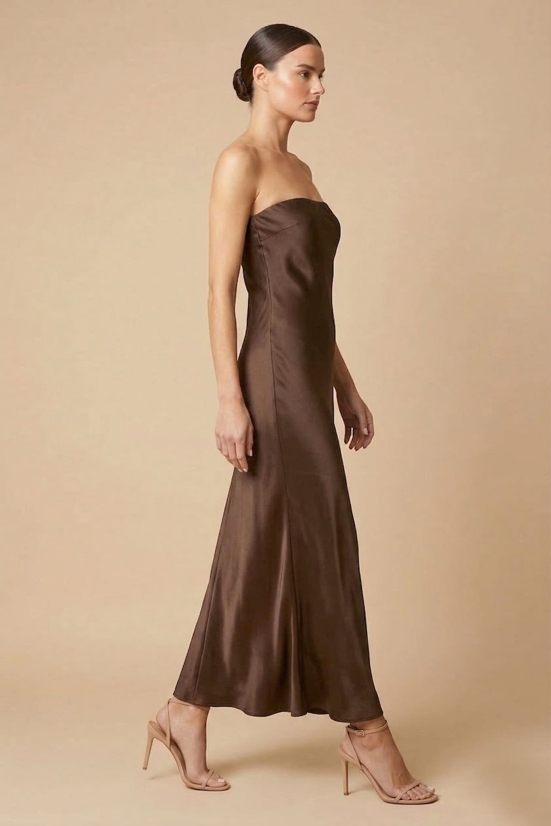brown satin bridesmaid dress AW.Bridal A-line Sweetheart Neckline Floor Length Puff Sleeves Short Sleeves Satin Pleat Long Bridesmaid Dresses Dress Seal Brown Size 6