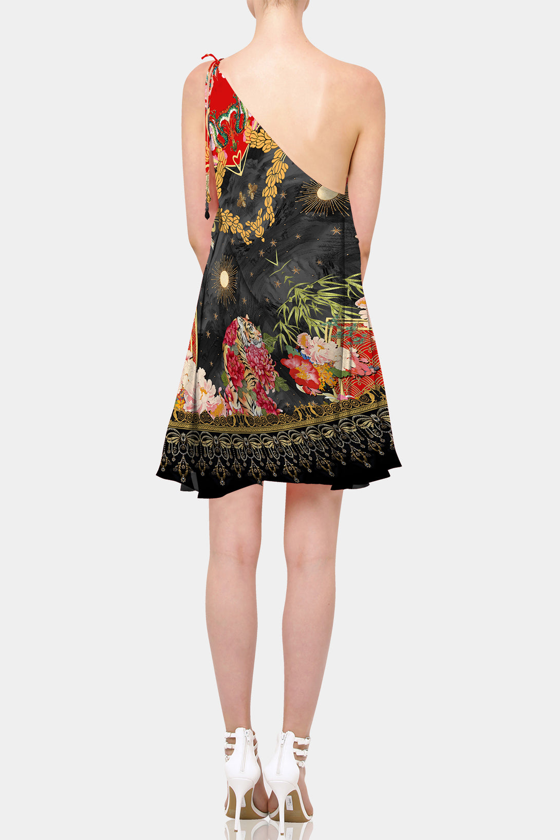 Shahida Parides, sexy short dresses, sexy mini dresses for women, sexy short frock,
