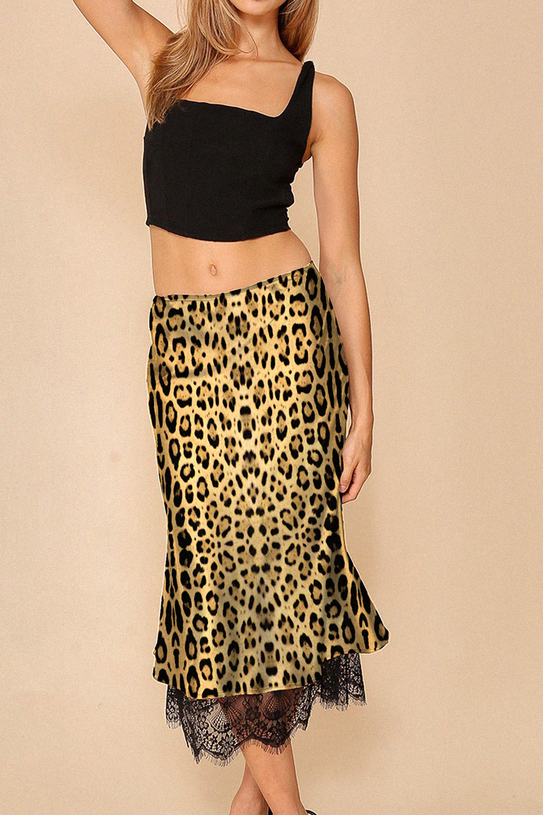 N ea Pari,
lace trim clothing,
midi skirt outfit ideas,
how to style a lace trim midi skirt,