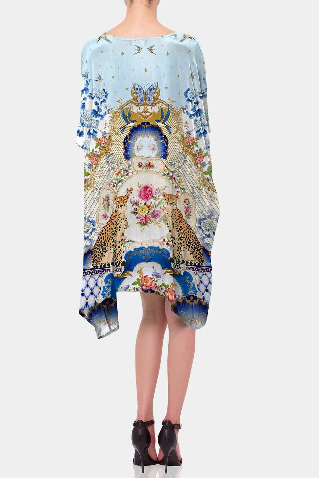 Shahida Parides,
summer dresses for vacation,
stylish kaftan dresses,
silk lace up kaftan,