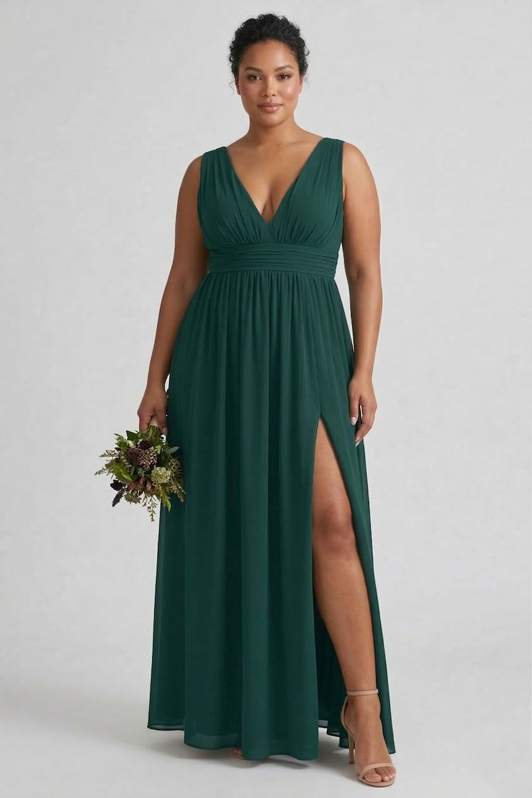 Emerald Green Heaven V-Neck Bridesmaid Dress Elegant | Shahida Shahida Parides Emerald Green Heaven V-Neck Bridesmaid Dress Elegant | Shahida Shahida Parides