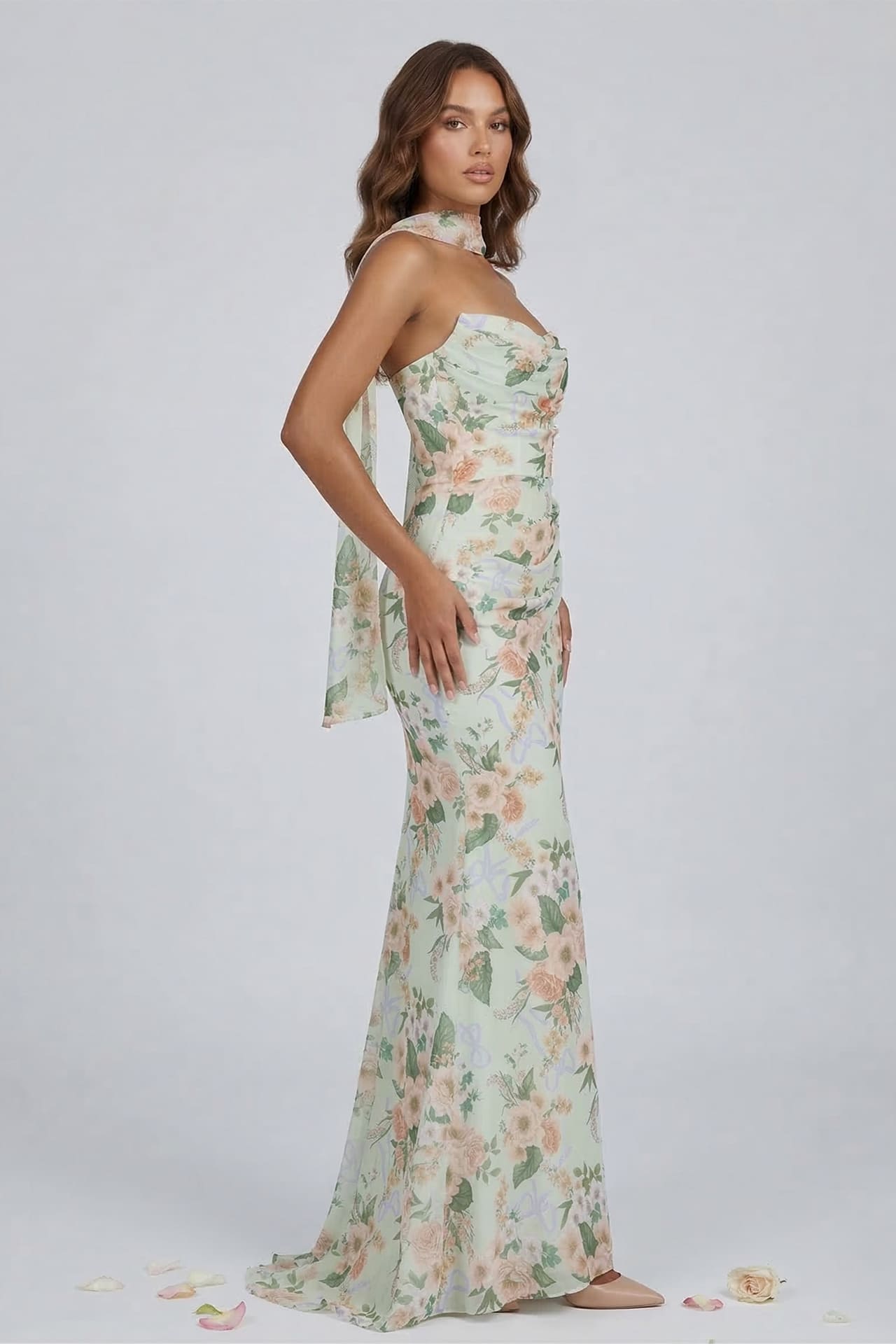 S Sage Green Floral Chiffon Maxi Dress – Strapless Romantic Wedding Guest Gown with Scarf