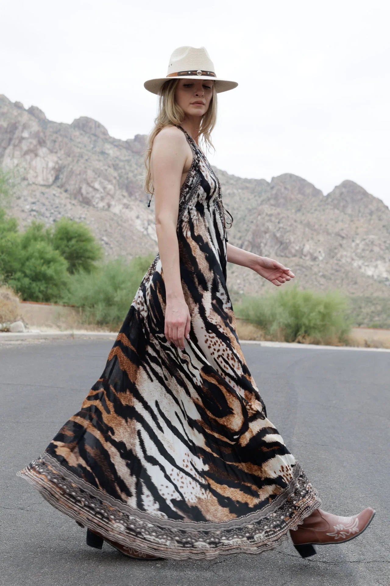 tiger maxi dress Shahida Parides - Long Cocktail Dresses Girls 14th Birthday Dresses This flowy silhouette with Color:INI Optimized_Enriched