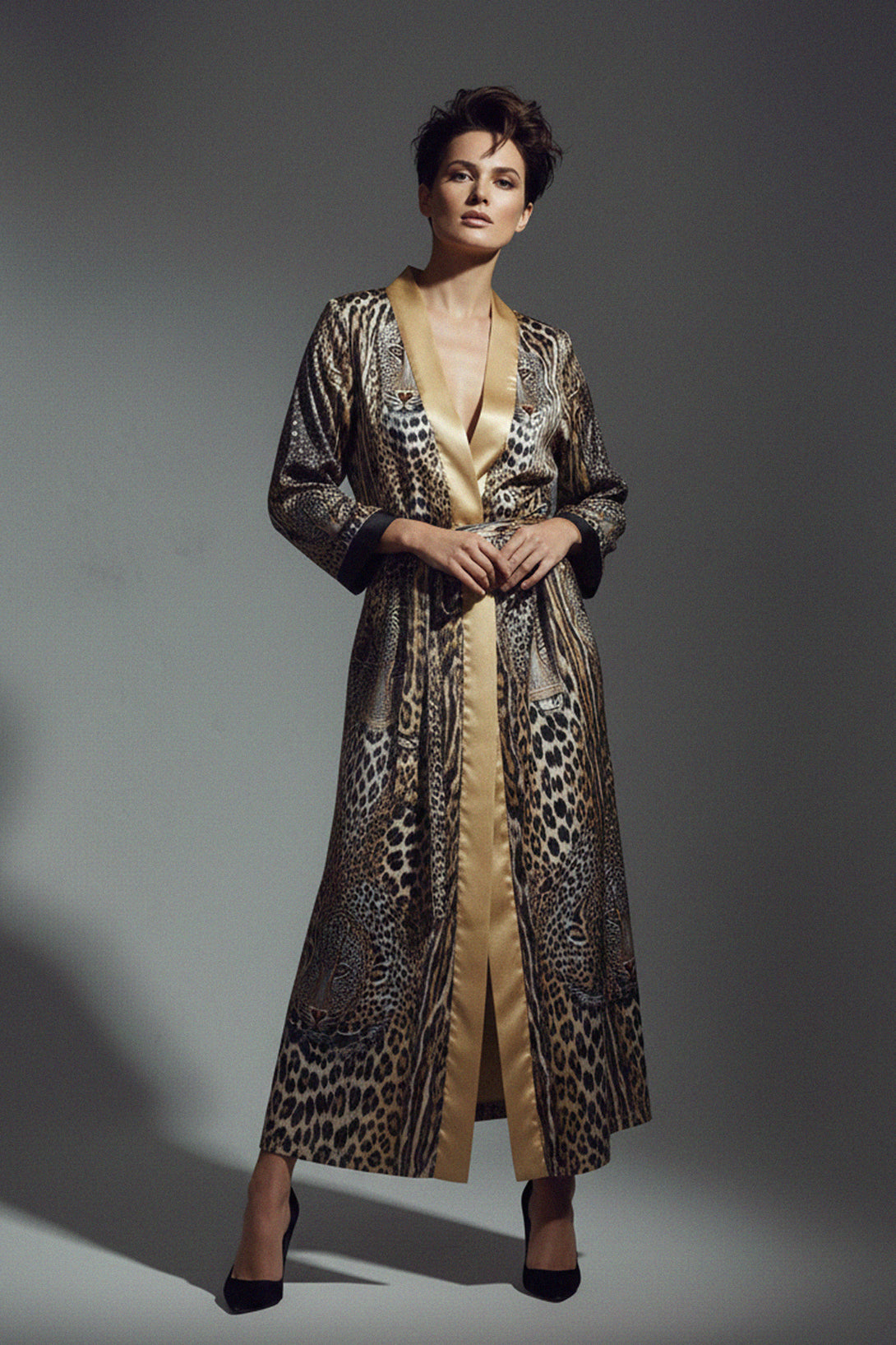 Kyle X Shahida, best womens robe, floor length kimono, lightweight wrap, chic womenswear, elegant robe