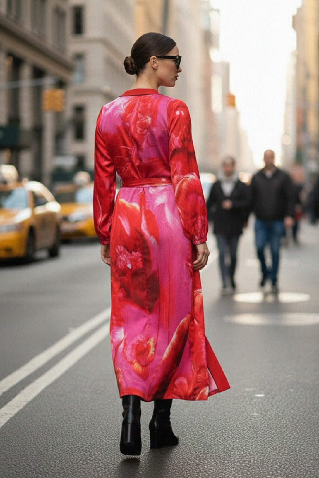 luxury womenswear, chic silk robe, fashionable kimono, designer wrap, womens silk robe, luxury kimono, stylish robe